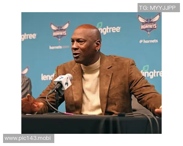 ESPN等数据模型在预测黄蜂队比赛时频频出现偏差，背后的原因是什么？